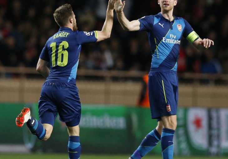Mertesacker: Bolji tim je prošao dalje