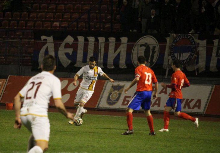 Pirova pobjeda Sarajeva u Banjaluci, Borac u polufinalu