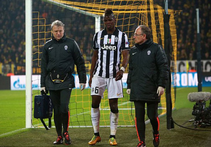 Paul Pogba mjesec dana van terena