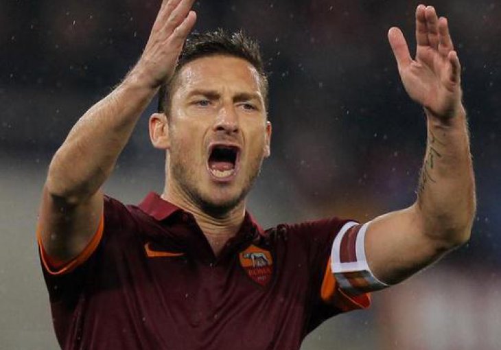 Totti se vraća da zagorča Mihajloviću život