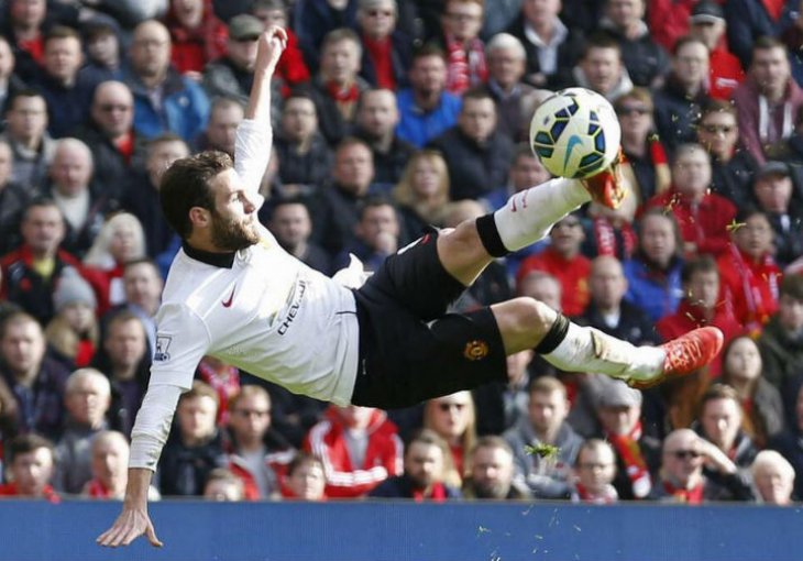 Juan Mata ušutkao Anfield, Gerrard napravio glupost godine