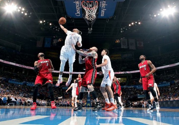Westbrook i Kantar 