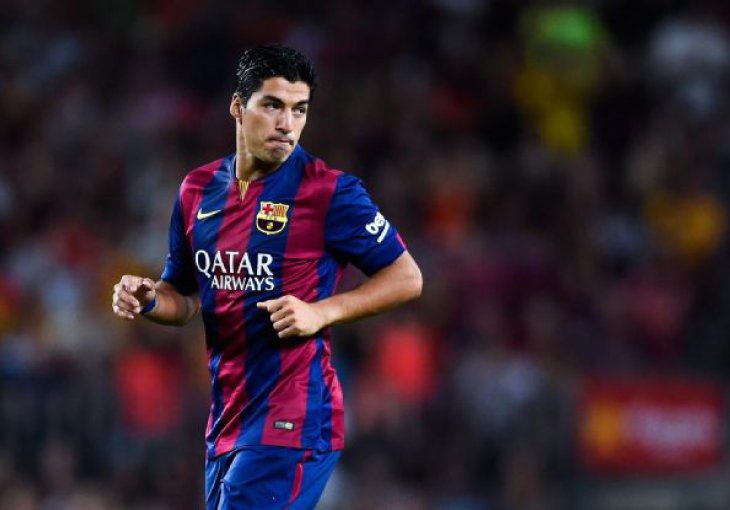 Luis Suarez ponovo ugrizao