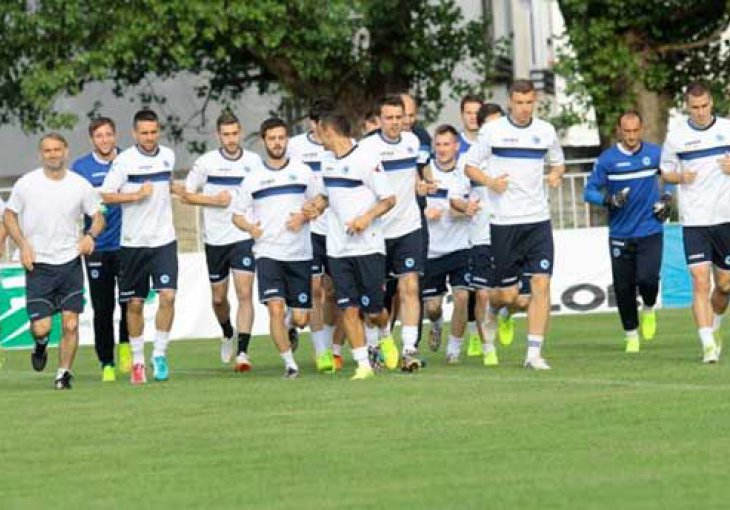 Stigli svi osim Spahića, Salihović povrijeđen