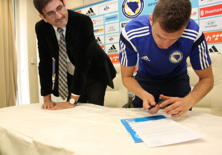 Džeko produžio angažman sa UNICEF-om
