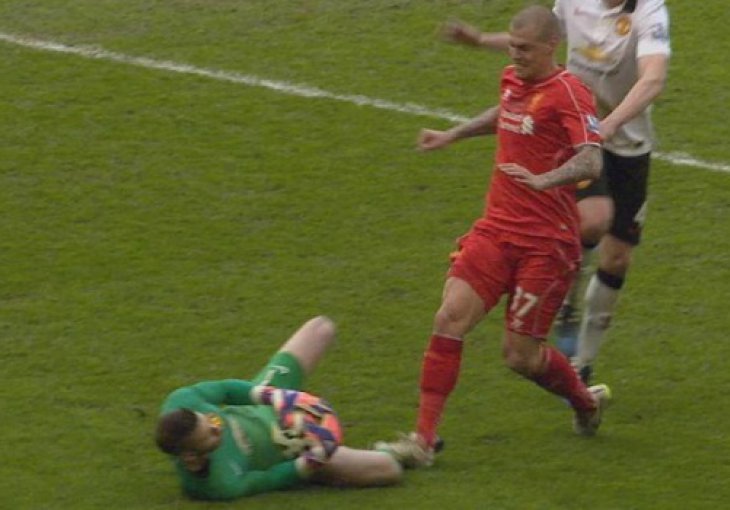 Martin Škrtel kažnjen s tri utakmice suspenzije