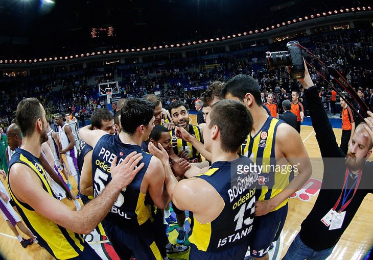 Alba ugasila Zvezdina euroligaška nadanja, Fener bolji od Unicaje