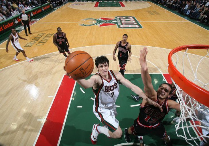Bucksi bolji od Pacersa, Ilyasova junak večeri