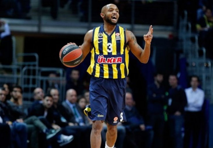 Zvijezda Fenerbahčea završila sezonu