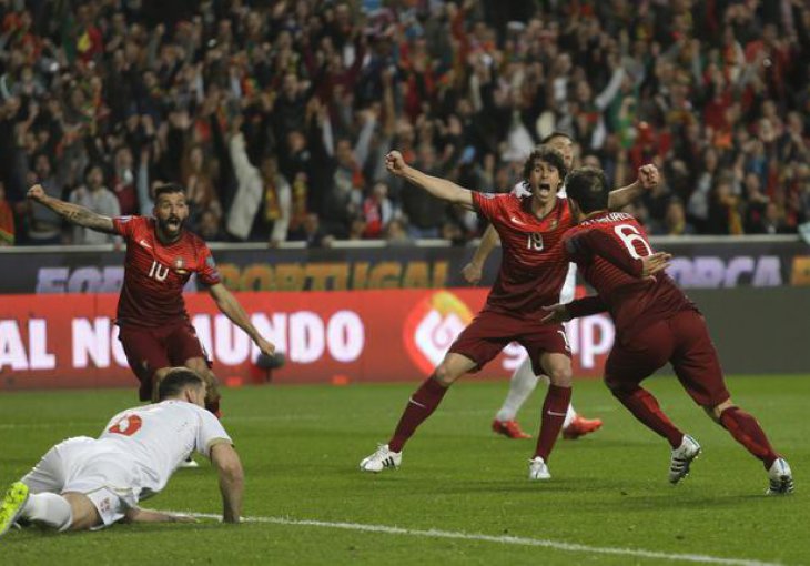 Srbija miljama daleko od Eura, Long šokirao Poljake u nadoknadi