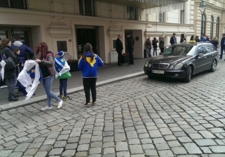 Zmajevi će večeras imati neočekivanu podršku sa tribina