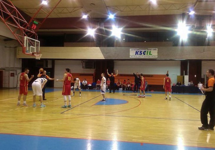 Juniorska košarkaška reprezentacija BiH savladala Crnu Goru