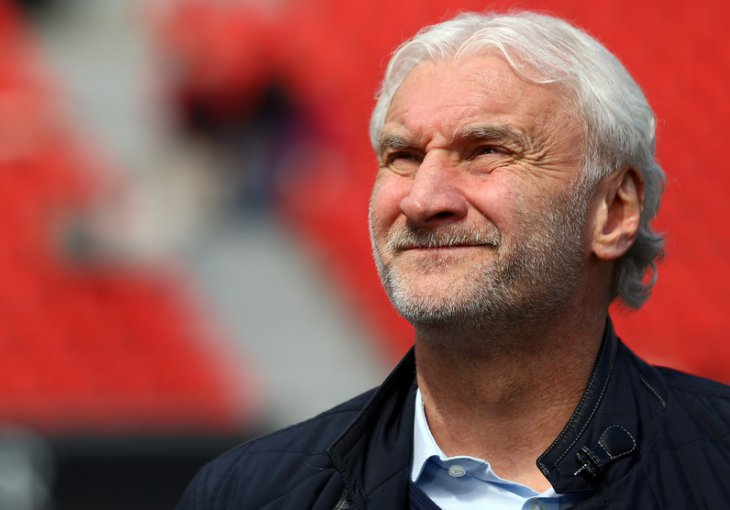 Sportski direktor Leverkusena govorio o skandalu vezanom za Spahića