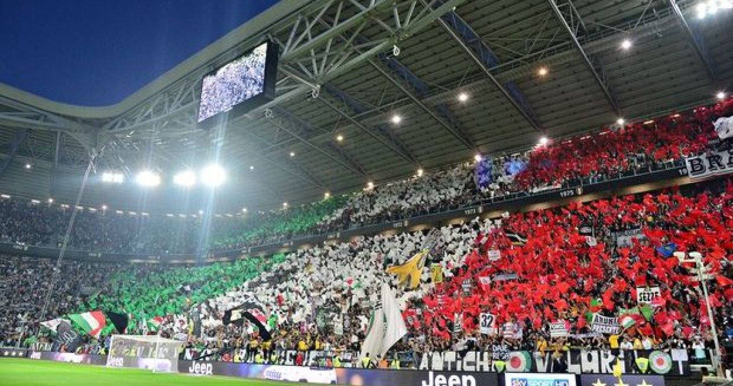 juventus-fans-wave-flags-012-620x327