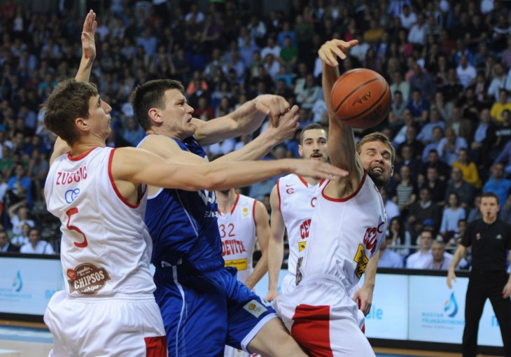Budućnost opet savladala Cedevitu, Zagrepčani u teškoj situaciji