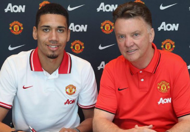 Smalling hvali trenera: Van Gaal uvijek sasluša mišljenja i savjete svojih igrača