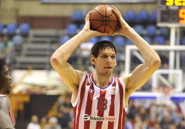 Dominantni centar Zvezde ide u NBA