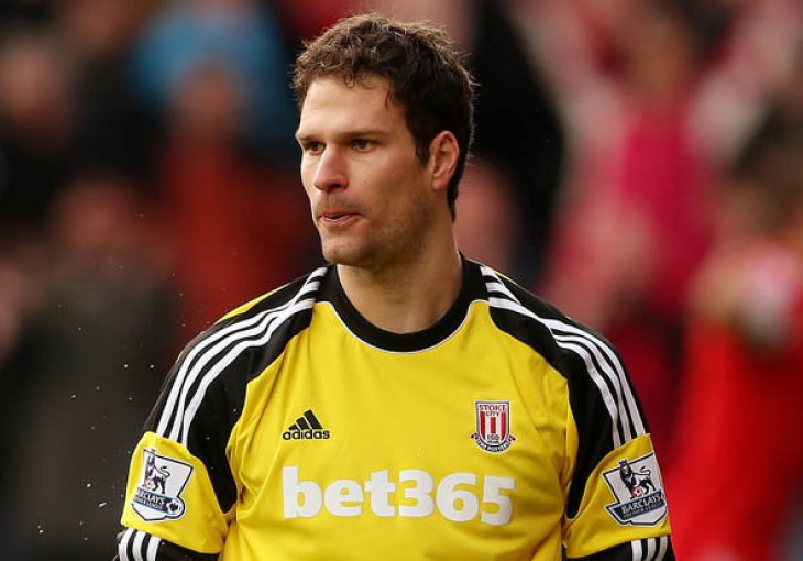 Charlie Adam otkrio u kojem slučaju će Begović napustiti Stoke