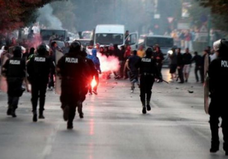 Sukob u centru Sarajeva: Napadnuti navijači Željezničara?!