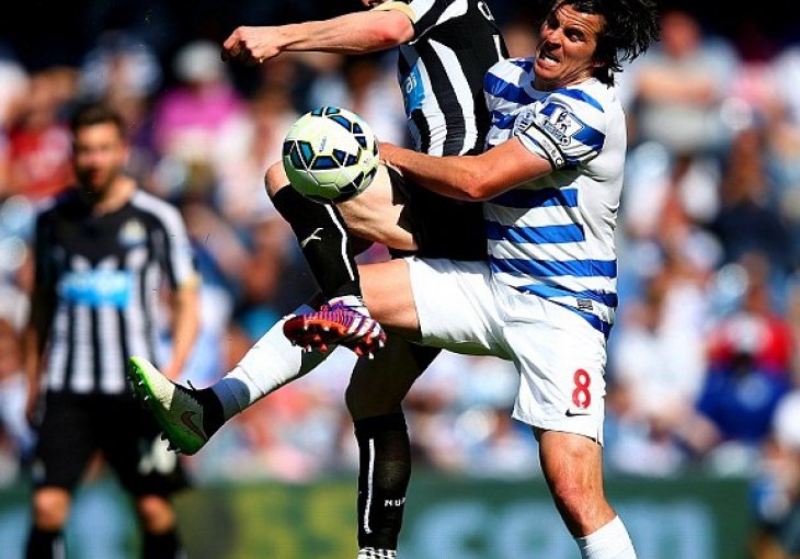 Villa i Leicester se spasili, Newcastle blizu Championshipa