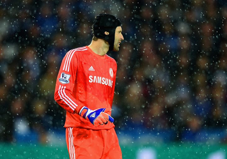 Englezi uvjereni: Navijači Chelsea su bijesni, Cech 99% prelazi u rivalski klub
