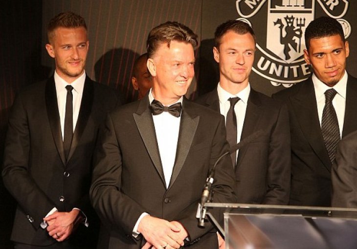 Pijani Van Gaal napravio show na gala večeri povodom završetka sezone