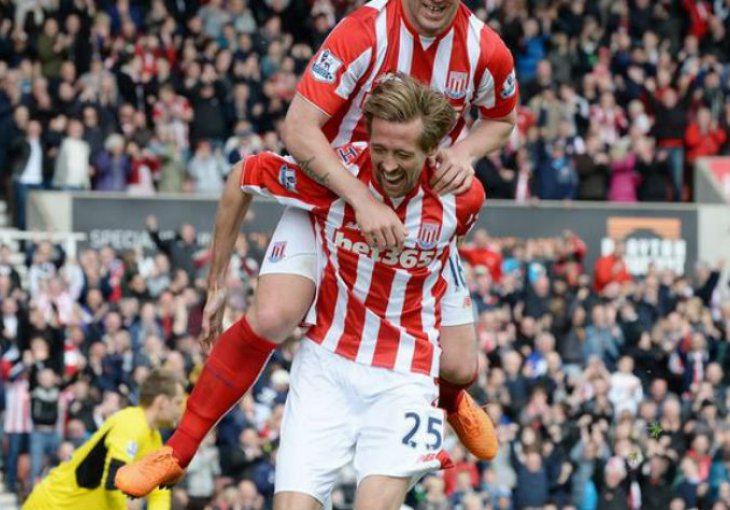 Peter Crouch želi napustiti Stoke