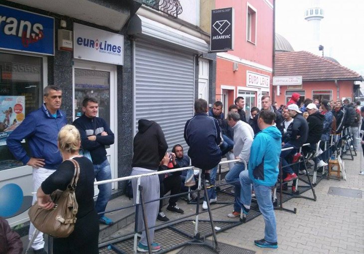 Navijači kampovali u Zenici, od sinoć čekaju na karte BiH - Izrael