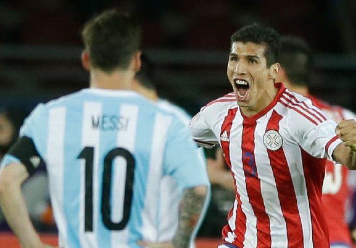 Argentinci prokockali dva gola prednosti, Valdez heroj Paragvaja