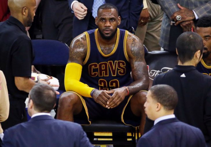 James napustio Cavalierse!