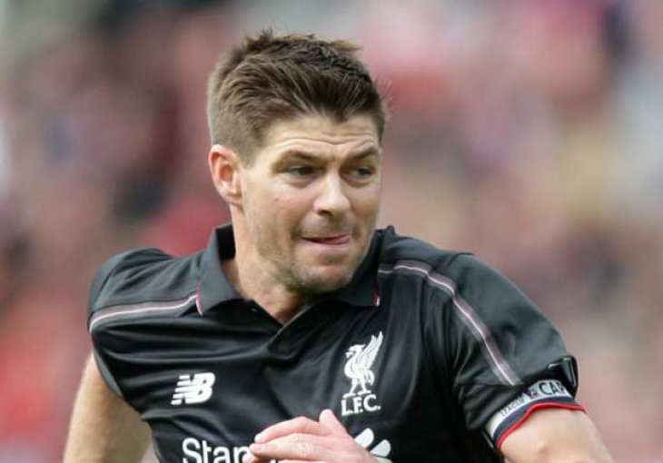 Legenda se vraća: Gerrard ponovo oblači dres Liverpoola?