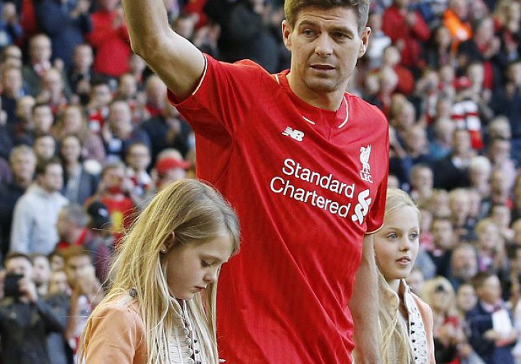 Gerrard priznao da je odbio velike klubove u Europi