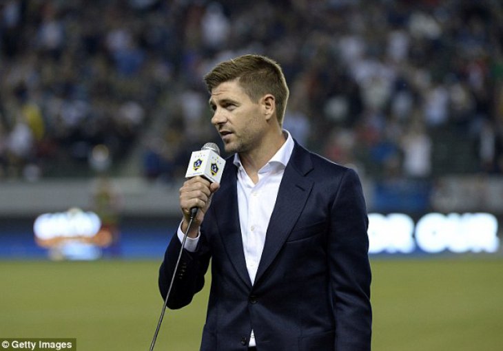 Gerrard: Predsjednik LA Galaxya je promijenio plan leta da bih mogao gledati Liverpool