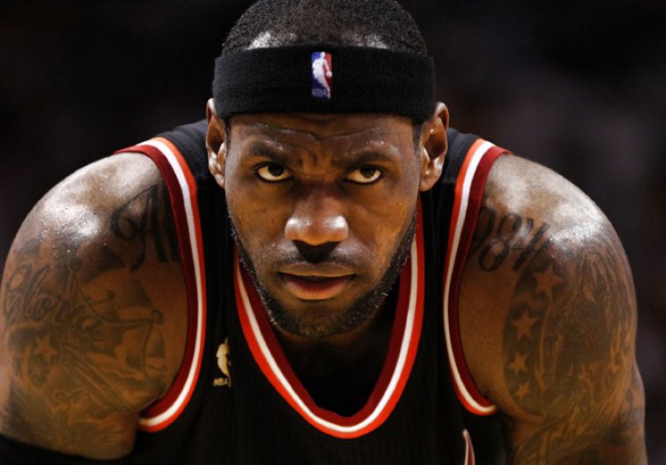 LeBron potpisao novi kratkoročni ugovor