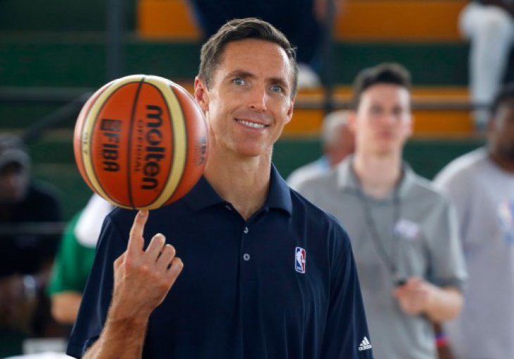 Steve Nash mentor mladim bekovima Lakersa