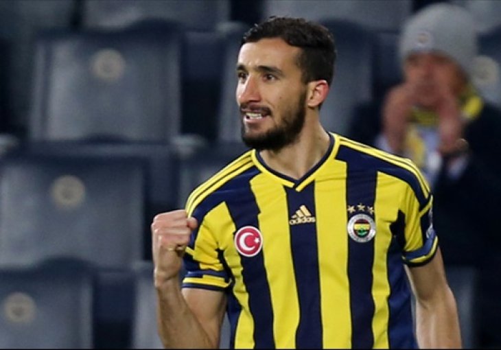 Nepoznati napadači pucali na fudbalera Fenerbahcea