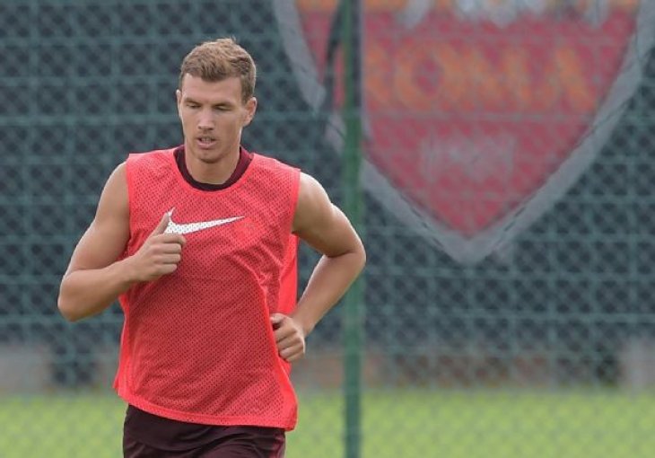 Navijači Rome okupirali trening centar, Džeko jedva stigao