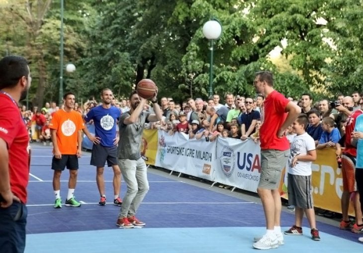 Teletović, Tuka i Džumhur se družili sa građanima Sarajeva