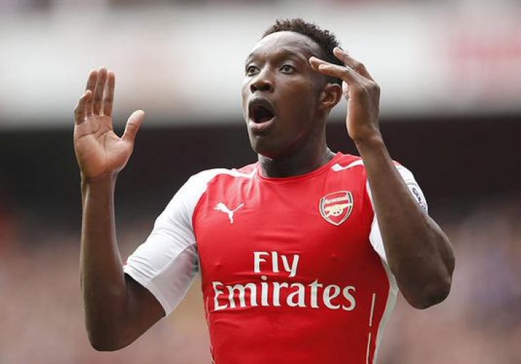 Welbeck pauzira šest mjeseci, Hodgson zabrinut