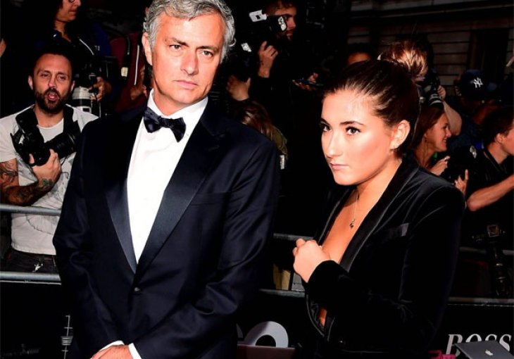 Matilde zasjenila oca: Mourinhova kćerka sve oduševila s dekolteom (FOTO)