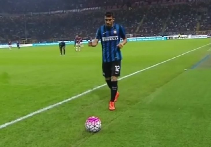 (VIDEO) Ovo se zove elegancija: Pogledajte Nerazzurrov način dizanja lopte!