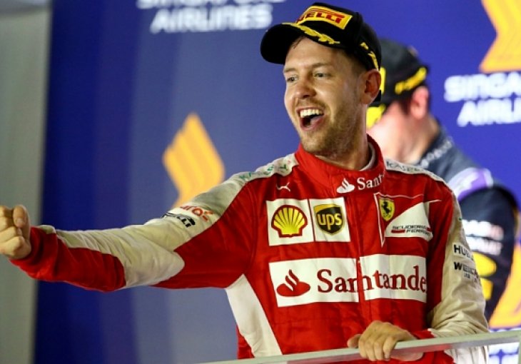 Velika nagrada Singapura: Aktuelni šampion odustao, Vettel odnio pobjedu