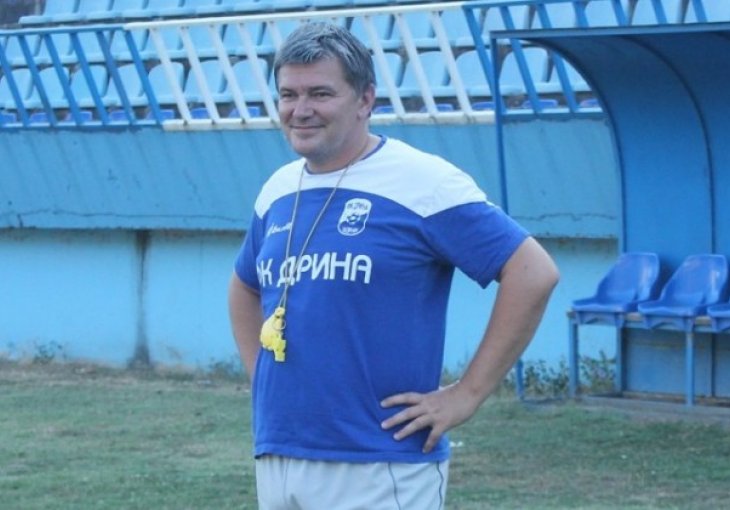 Samo u BiH: Trener premijerligaša dobio otkaz putem Facebooka