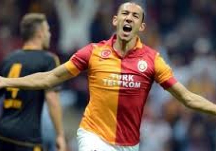Igrač Galatasaraya promašio nemoguće!
