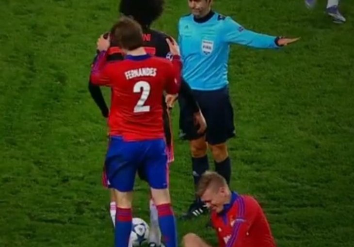 I ovo se dešava u Ligi prvaka: Najgore simuliranje viđeno na fudbalskim terenima!