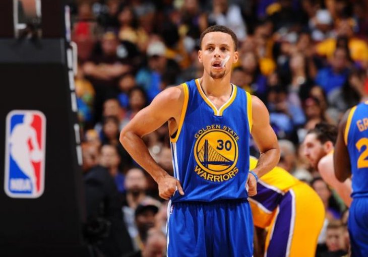 Zato je najbolji u NBA ligi: Pogledajte magiju Stepha Curryja protiv Lakersa