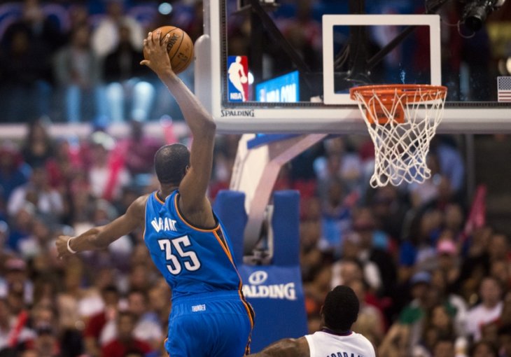Thunder i Raptorsi nezaustavljivi, Lakersi tonu sve dublje