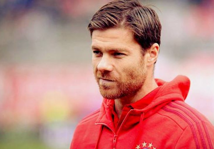 Prije tačno deset godina Xabi Alonso postigao jedan od najljepših golova u Premier ligi ikad