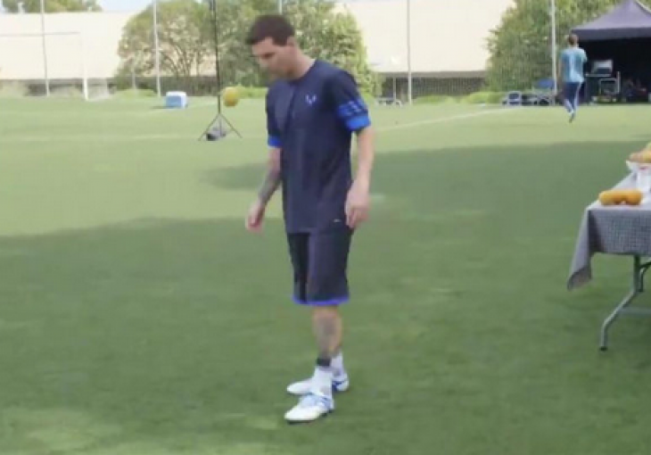 Messi počeo trenirati sa narandžom, a ne sa loptom