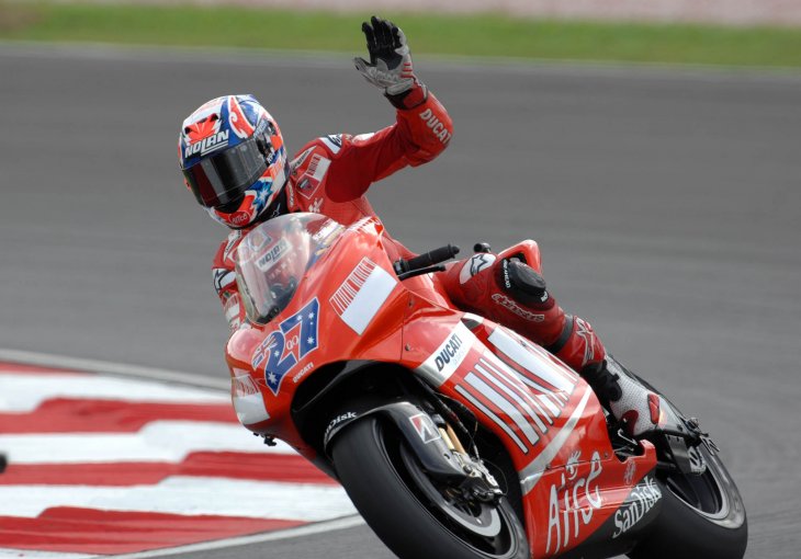 Casey Stoner potpisuje za Ducati?